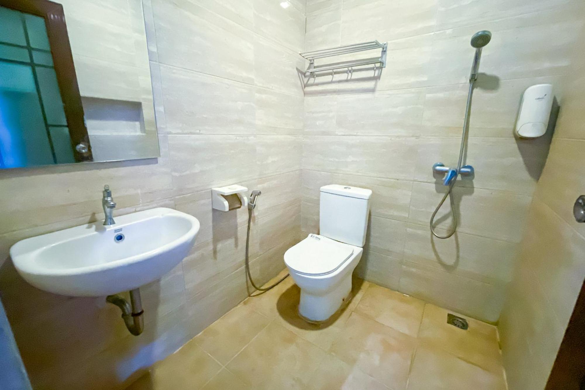 Reddoorz At Sentosa Jaya Helvetia Hotel Medan Eksteriør billede